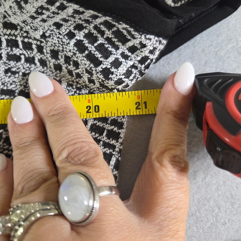 Karl Lagerfeld Paris Black White Tweed Pearl Button A-line Dress Bow Chanel 12 - Picture 9 of 11